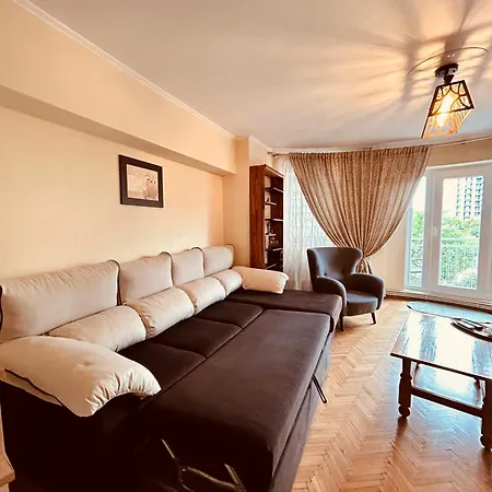 Palace Of Parliament Apartment Bucharest